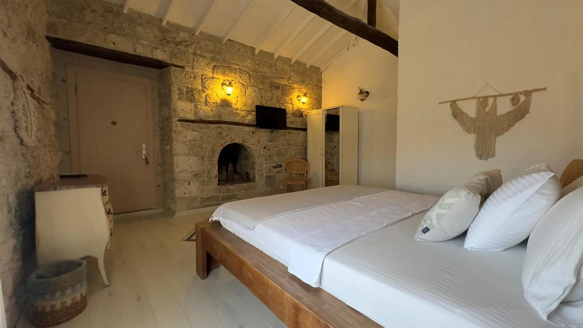 Aliko Hotel Alacati 4*,